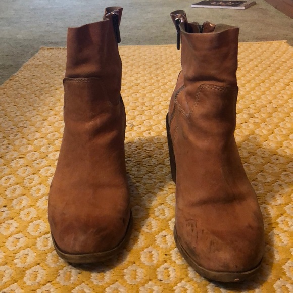 lucky brand sassa bootie